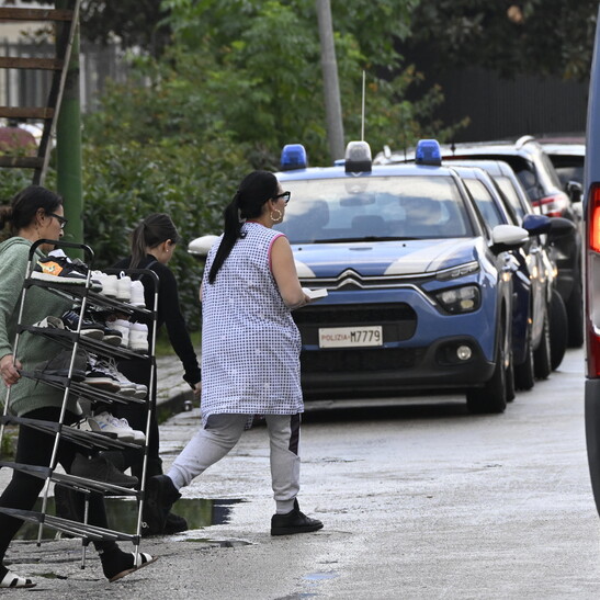 Caivano, in corso lo sgombero di 36 case occupate abusivamente