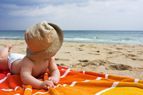 Bambini sulla spiaggia