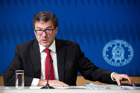 Il ministro Giorgetti