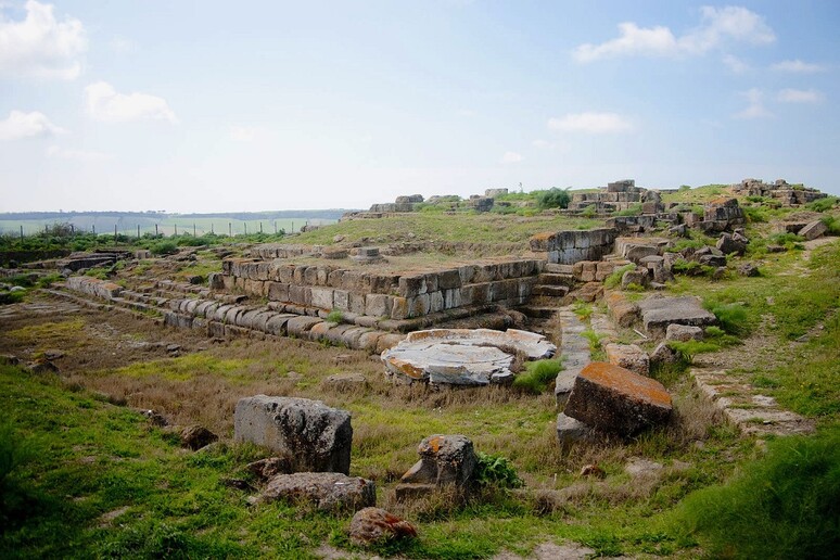 I resti del tempio etrusco ‘Ara della regina’ a Tarquinia (fonte: Robin Iversen Rönnlund, Wikimedia) - RIPRODUZIONE RISERVATA